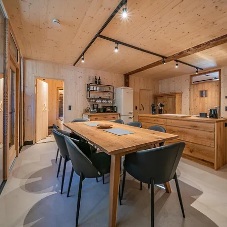 Chalet Raneburg 4 Futterhaus
