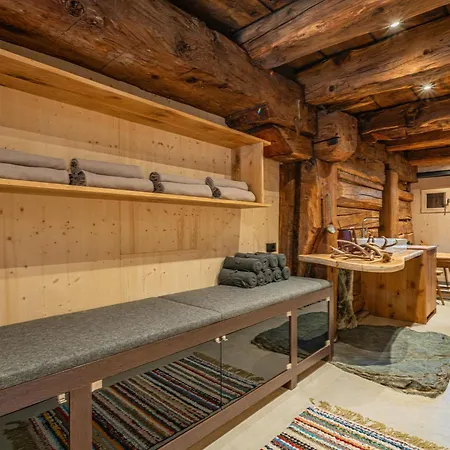 Raneburg 4 Futterhaus Chalet *